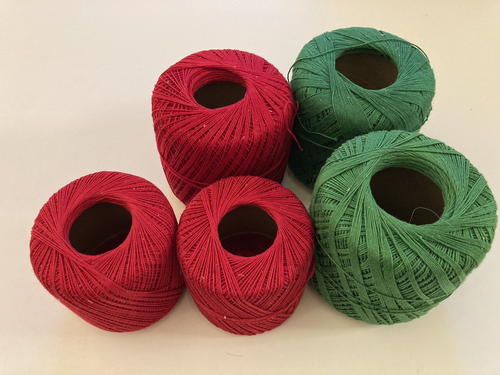 Lot of 5 Christmas Greens and Reds Crochet Thread - Picture 1 of 8
