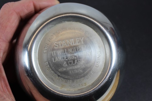Stanley Stainless Steel Hot/Cold Bowel with Lid - Picture 2 of 6