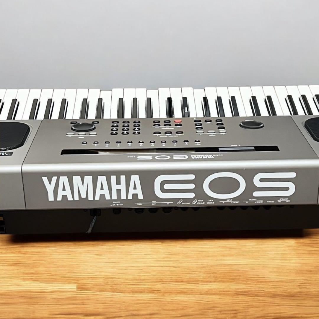 YAMAHA EOS B500 synthesizer 61 keys supervised by Tetsuya Komuro