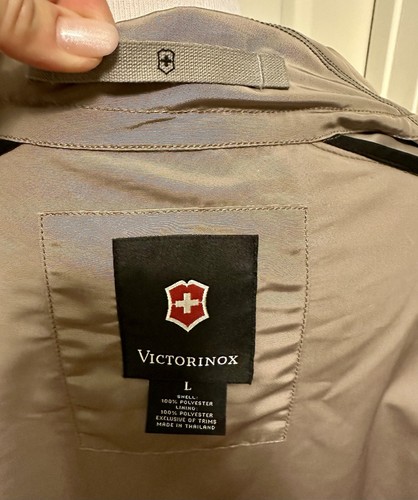Victorinox Swiss Army Men’s Beige Midi Rain Trench Coat Hooded Detachable Sz L - Picture 22 of 24