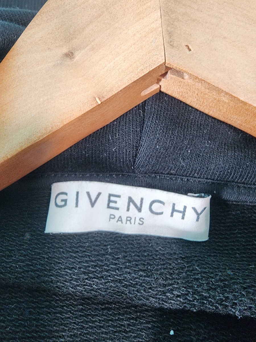 【GIVENCHY】REFRACTED エンブロイダリー フーディ Givenchy Refracted hoodie - Black - Men | BMJ07G30AF004
