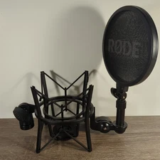 RØDE Rode SM6 Shock Mount with Detachable Pop Filter