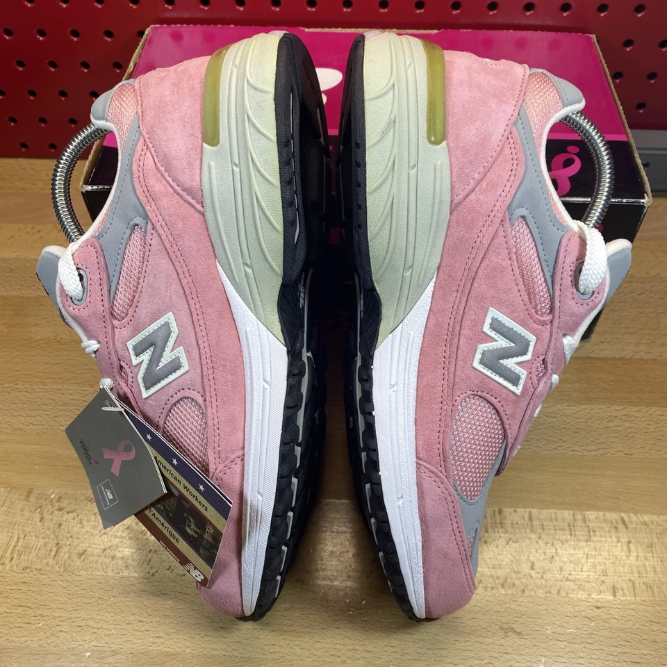 NIB New Balance 993 Pink 20th Breast Cancer Womens Size 9B Running Shoes USA - Photo 4/4