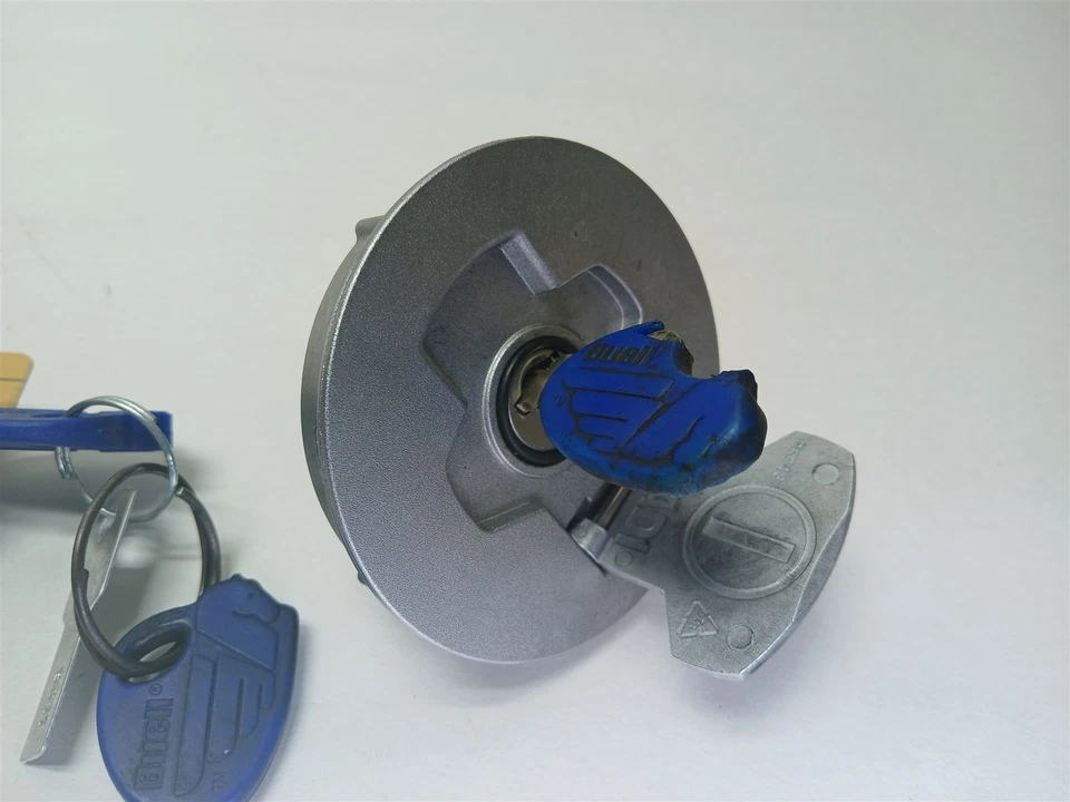 08 Buell XB12X Ulysses Interruptor de encendido Bloqueo Tapa de gas y llaves Foto 4 de 4