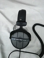 beyerdynamic DT 990 PRO 250 Ohm Open-Back Over-Ear Headphones Coiled 3m