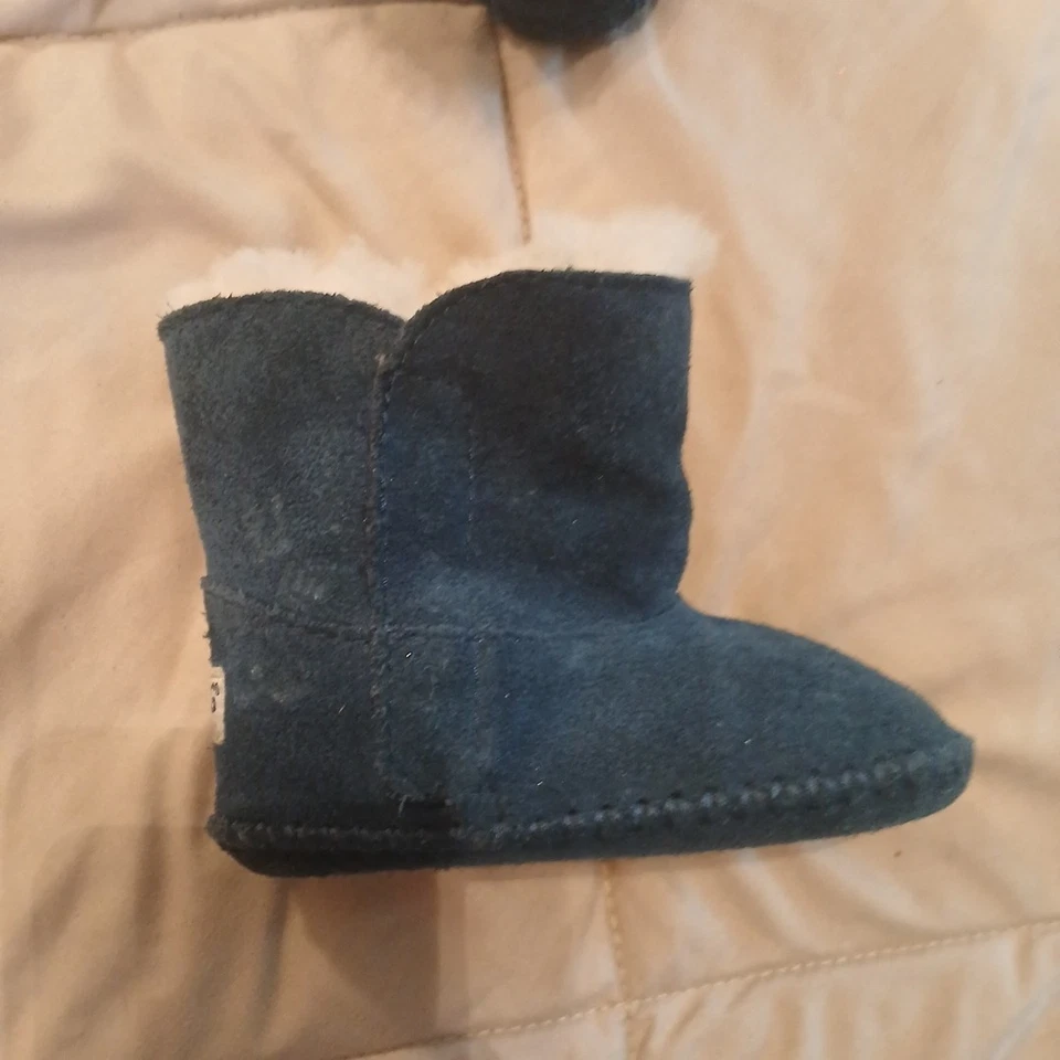 UGG Bota Bebé Niño Azul, Marrón Talla MD (4-5) Foto 4 de 4