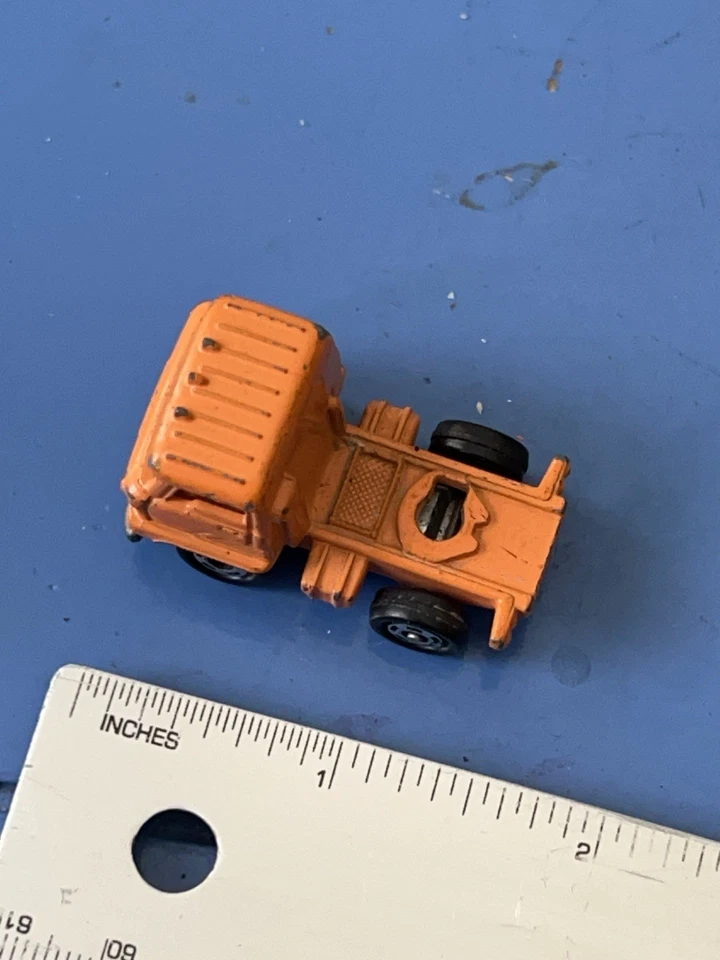 Semirremolque Tomica Die-Cast Metal Amino de 1980 NARANJA raro Foto 2 de 4