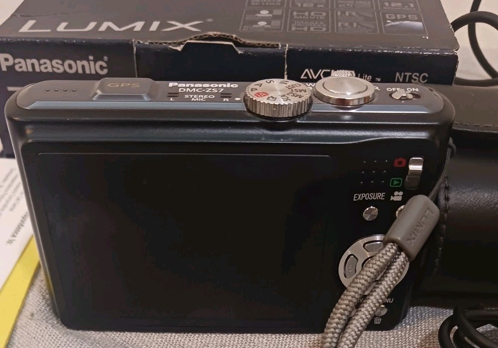 Panasonic LUMIX DMC-SZ7 14.1MP Digital Camera - Black for