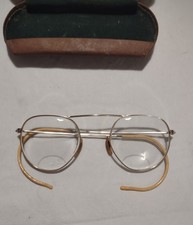 Vintage Bausch Lomb 1/10 12K Gold Filled Oval Frame Eyeglasses w/Case