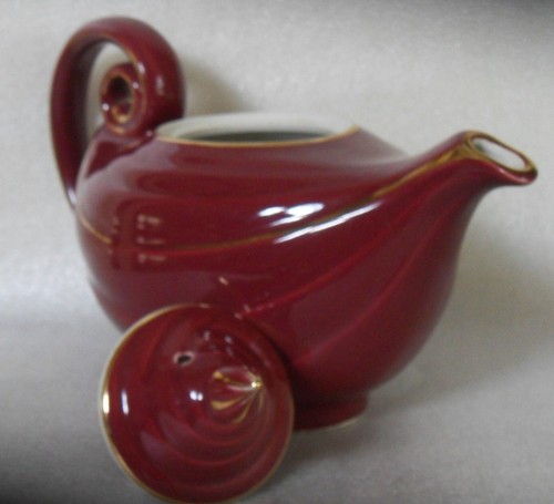 Vintage Hall 6 Cup Teapot Aladdin Genie Style USA Maroon With Gold Trim MCM - Picture 5 of 13