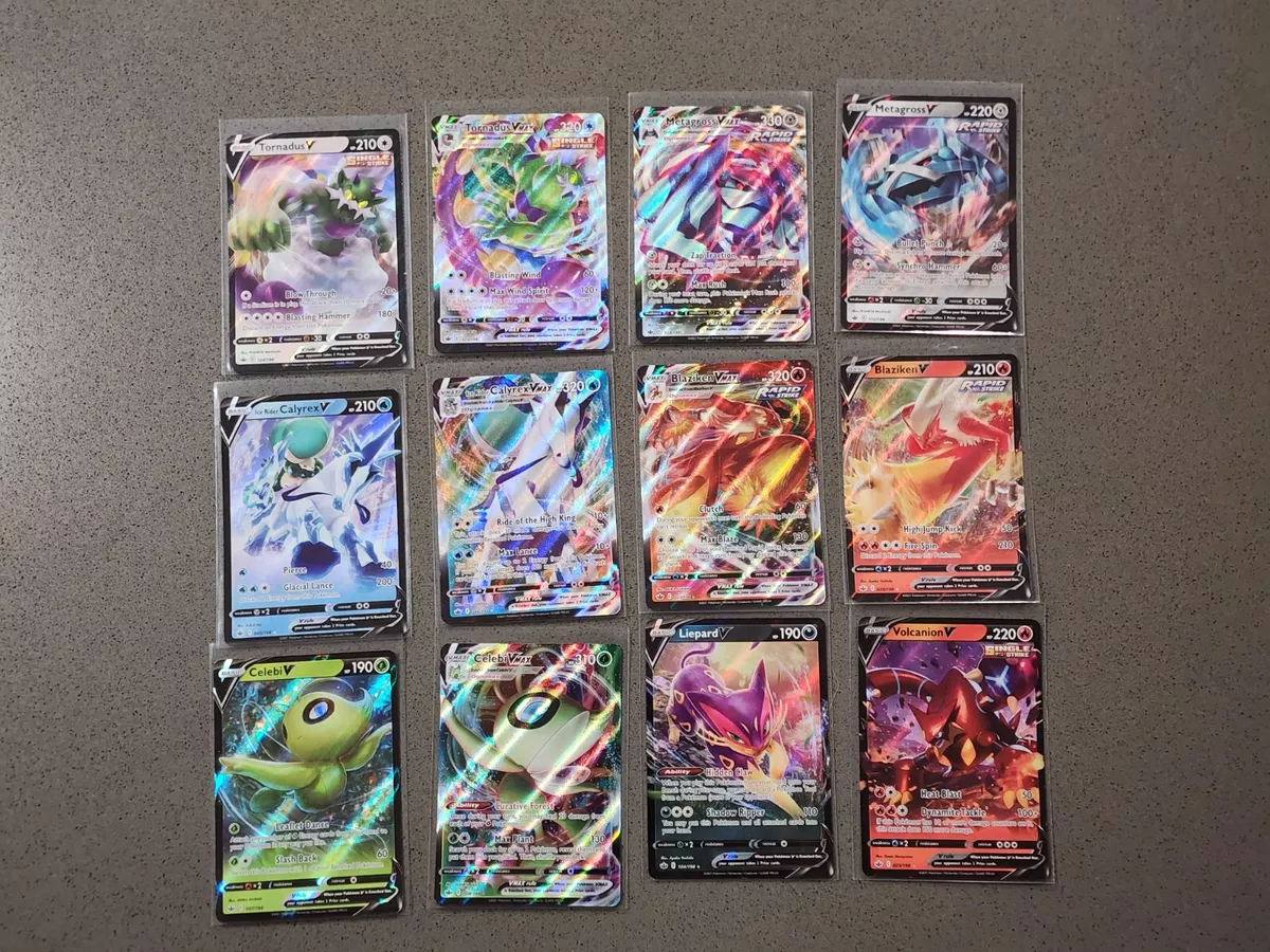 Chilling Reign Ultra Rare V VMAX of 12 Pokemon Cards