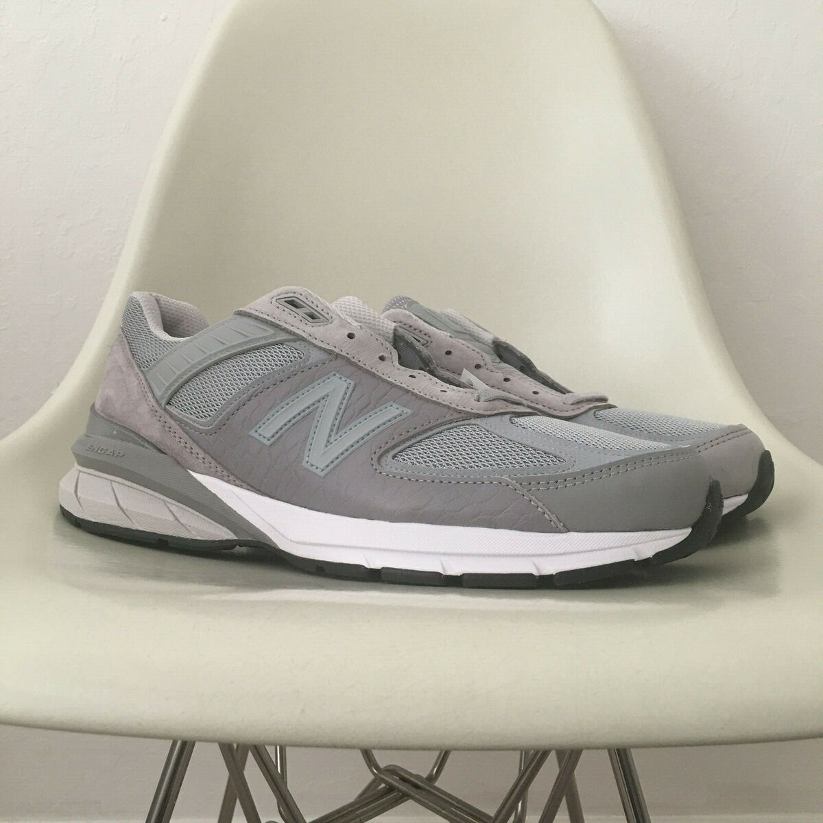 NEW BALANCE X ENGINEERED GARMENTS 990 V5 Grey Size 11 Made NEW BALANCE X ENGINEERED GARMENTS 990 V5 Grey Size 11 Made