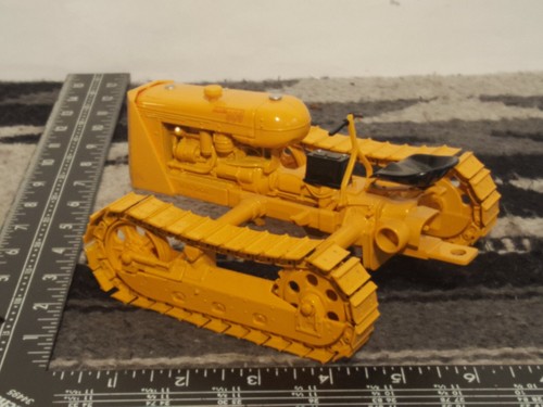 Ertl Oliver OC-3 Dozer w/metal tracks 1/16 Diecast Industrial Replica - Picture 8 of 8