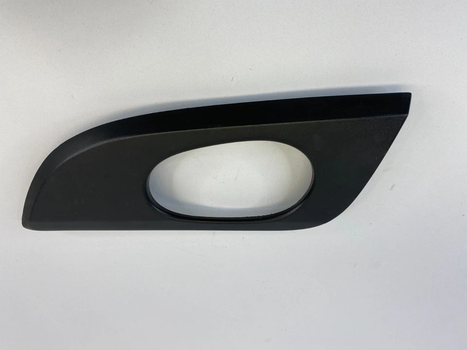 02-09 GMC Envoy Front Right Passenger Interior Door Handle Bezel Trim 15146092 Foto 2 de 4