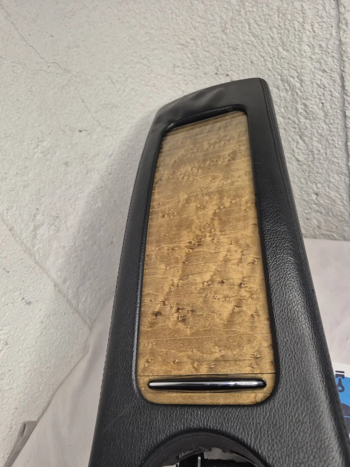 ⭐ 04-09 Mercedes W211 E Class Center Console Armrest Wood Roller Storage Black ⭐ - Image 4 of 4