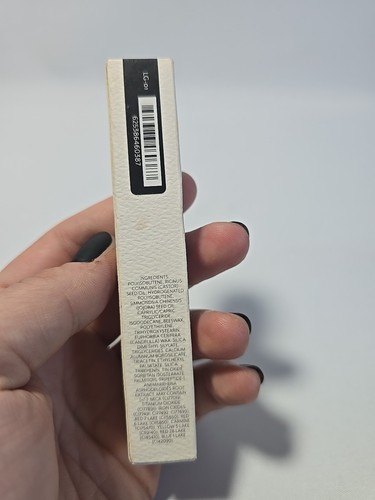 Cargo Essential Lip Gloss Vienna LG 01 0.08 fl oz (2.5 ml) NEW - Picture 3 of 5