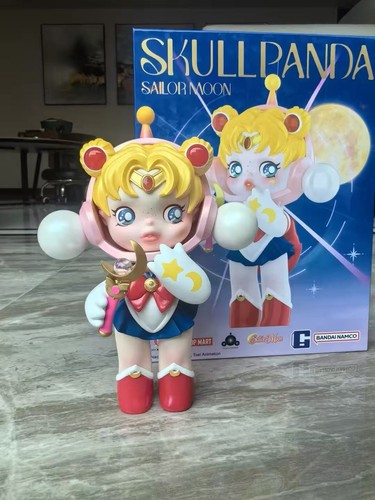 POP MART - Skullpanda x Sailor Moon Figurine - BRAND NEW 200% Figure - Picture 3 of 4