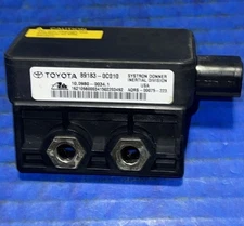 2001-2002 Toyota Sequoia Yaw Rate / Traction Control Sensor 89183-0C010 OEM