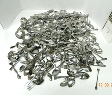 LOT ONEIDA  STAINLESS FLATWARE NO KNIVES   210 PIECES FORKS SPOONS SERVING PCS