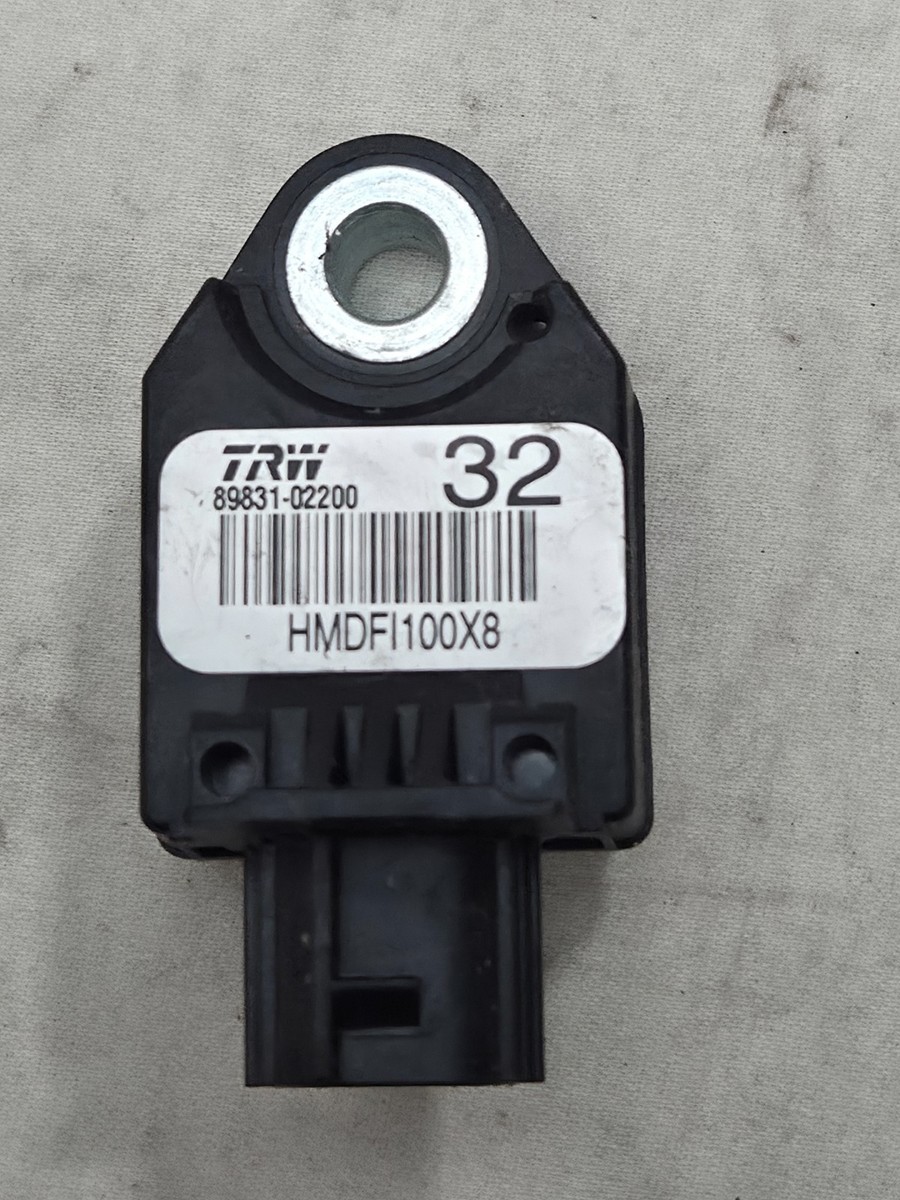 2014-2019 TOYOTA COROLLA AVALON Left Right Door Sensor 89831-02200