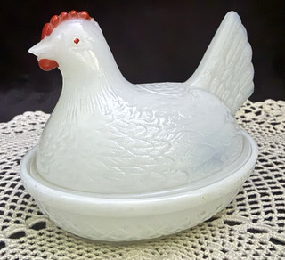 Vintage Anchor Hocking Milk Glass Hen on Nest