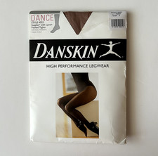 NWT Danskin High Performance Legwear Footed Tights Style 4333, sz C Light Toast