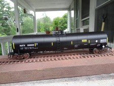 Walthers Mainline ho scale Trinity 25k gal. tank car NATX 250003