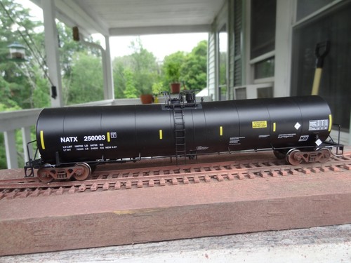 Walthers Mainline escala ho Trinity 25k gal. cisterna NATX 250003 | Condition: New