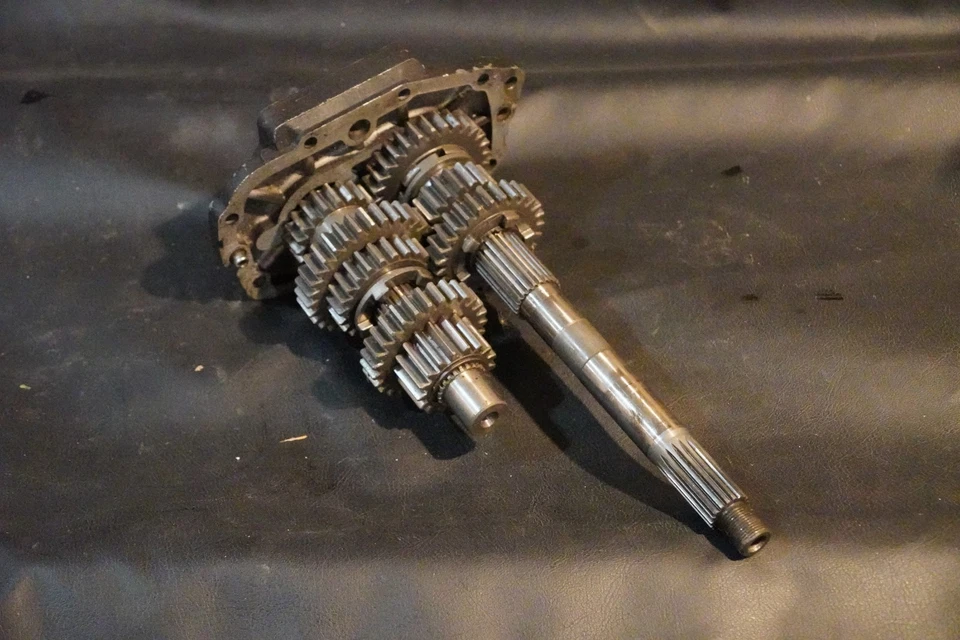 Juego de engranajes OEM puerta trampa 87-06 Harley transmisión de 5 velocidades 35077-87 Foto 4 de 4