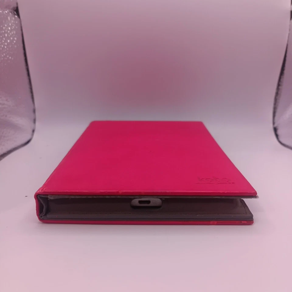 Kobo eReader N905C Touch Edition & Pink Sleeve 1GB 6” E Ink Display Wireless - Image 4 of 4