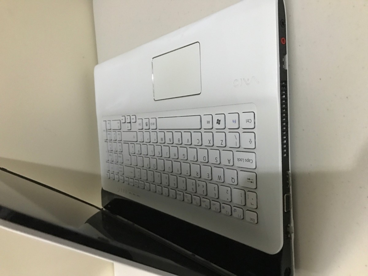 Sony VAIO SVE1711AJ ノートPC 本体 17.3型 ジャンク品 SONY VAIO