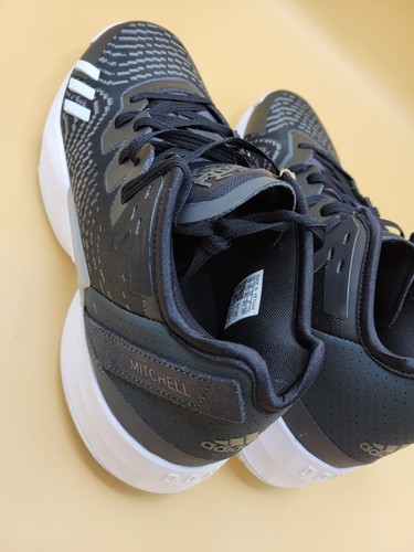 New Adidas D.O.N. Issue 4 Black White Sneakers GY6505 Men's 12 Donovan Mitchell - Picture 6 of 8
