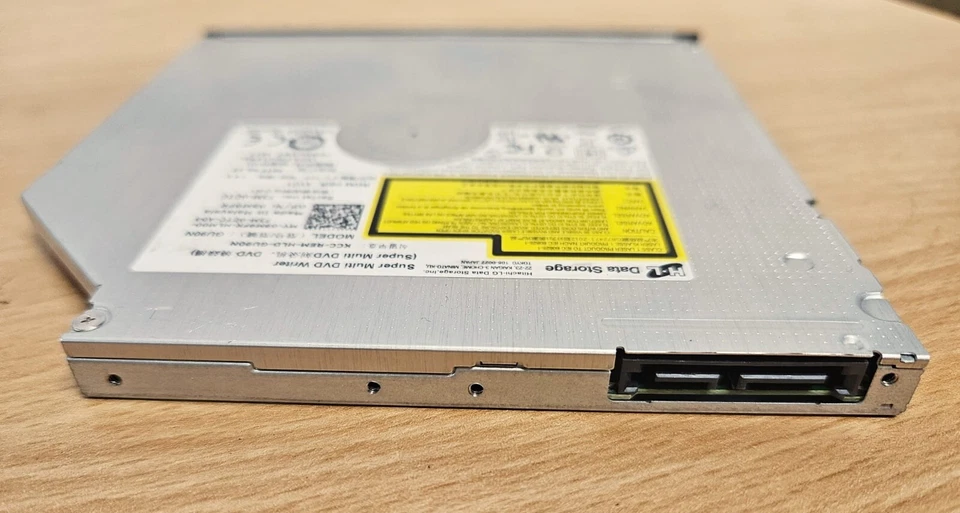 Unidad de disco Hitachi 9,5 mm SATA DVDRW para computadoras de escritorio y portátiles unidad óptica delgada Foto 2 de 4