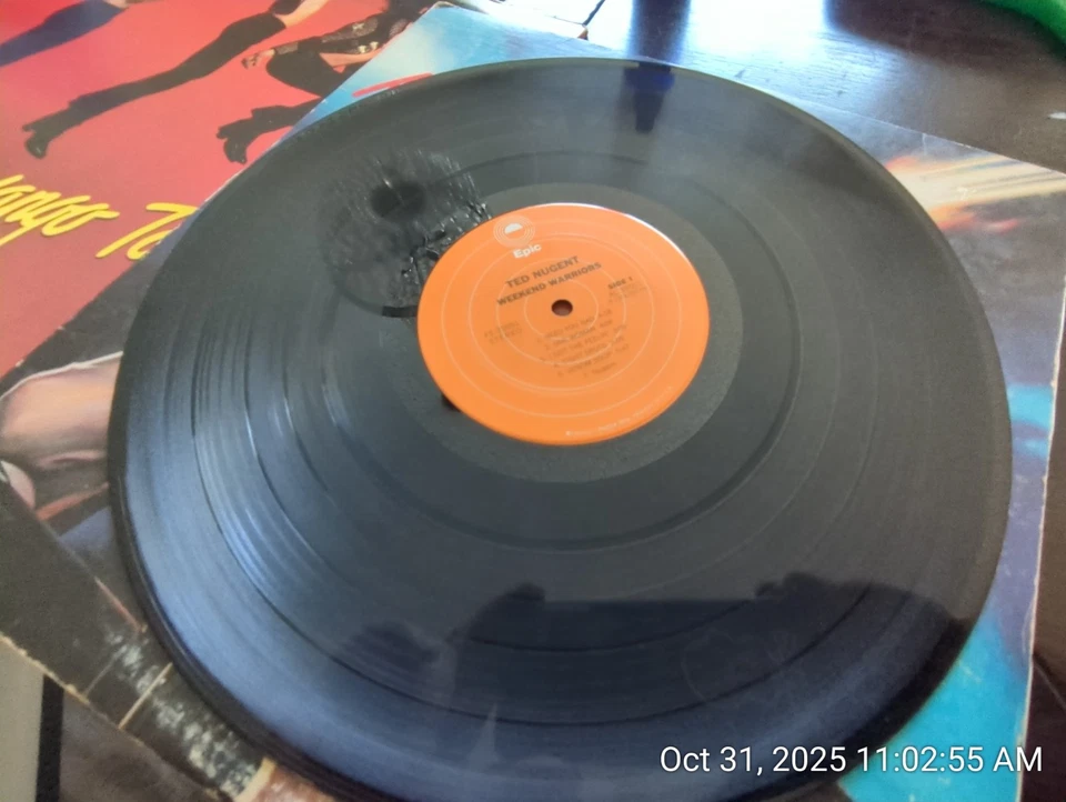 Ted Nugent - 2 LP'S Weekend Warriors and Scream Dream - Image 3 of 4