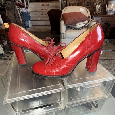Women's Red Leather Wingtip Oxford Lace-Up Round Toe Block Heels US 9 M