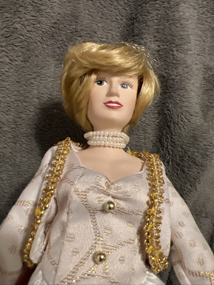 Photo Ancienne Princesse Diana 1993 – Porcelaine Encadrée – Décoration Vintage