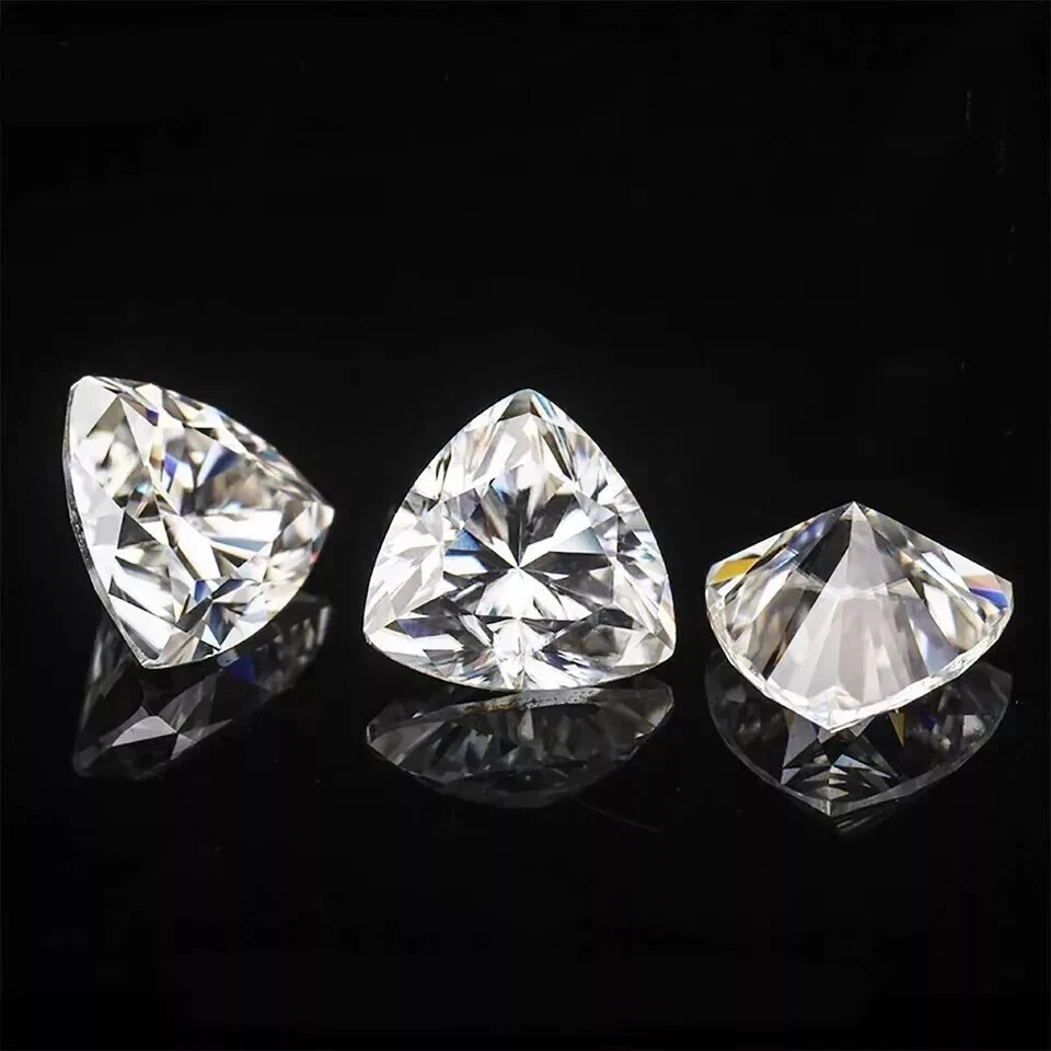 5 Carat GRA Certified Loose Moissanite Trillion Cut Stones D 11 mm - Image 4 of 4