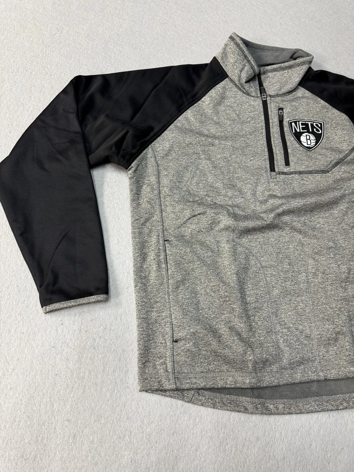 Suéter Brooklyn Nets Juvenil Grande Gris Negro NBA Baloncesto Cuarto Cremallera Pullover Foto 2 de 4