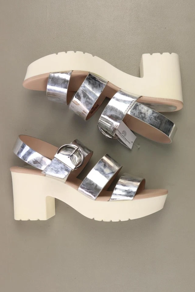 ✨ Stradivarius sandalo per le signore taglia 37 d'argento ✨ - Immagine 2 di 4