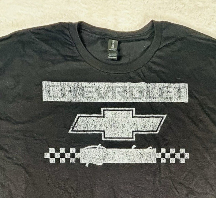 Retro Chevrolet Logo Distressed Graphic Tee Black Short Sleeve T-Shirt Mens 2XL