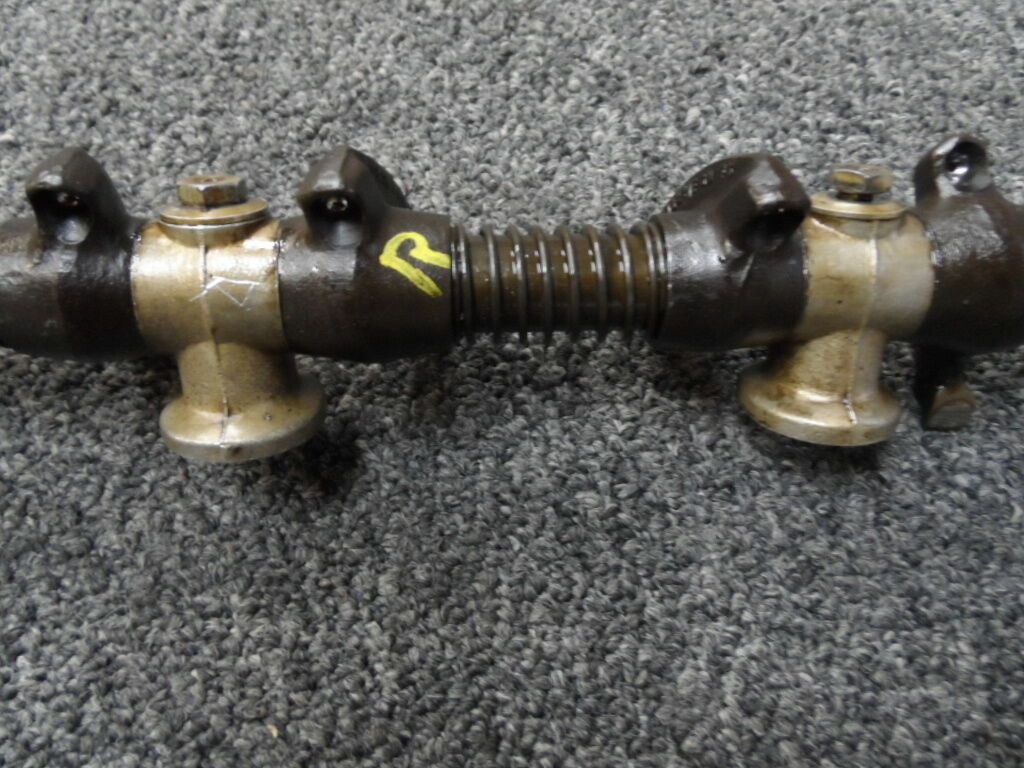 Rolls Royce Silver Spirit Spur Dawn Right Side Rocker Shafts  1981 - 1991