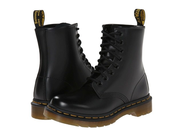 pointed toe doc martens