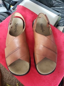 simple brand sandals