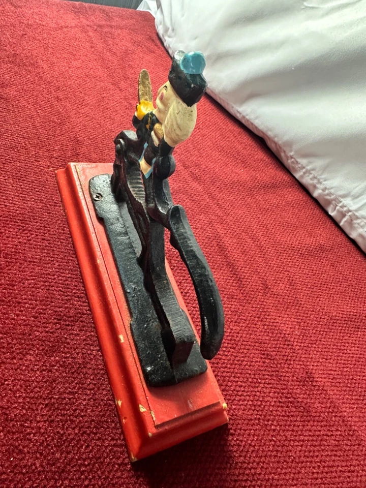 Vintage Cast Iron Nut Cracker Wood Base Christmas Nutcracker Soldier Revolution - Image 3 of 4