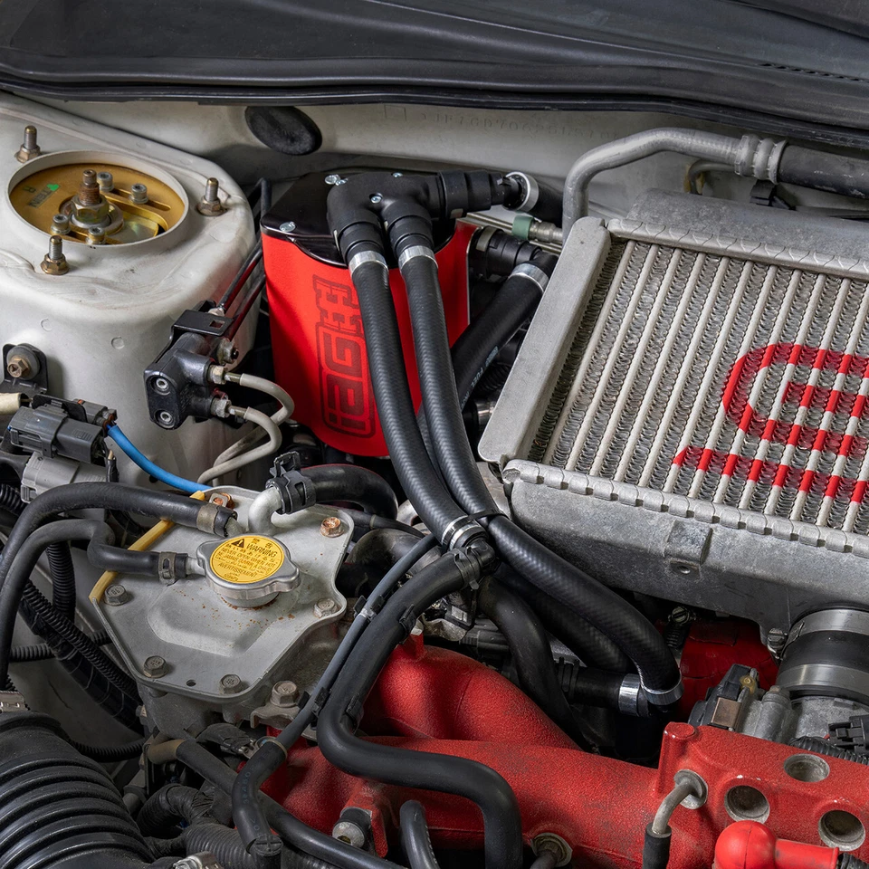 IAG Performance Air Oil Separator AOS for Subaru WRX 06-07 STi 04-07 Red Foto 3 de 4