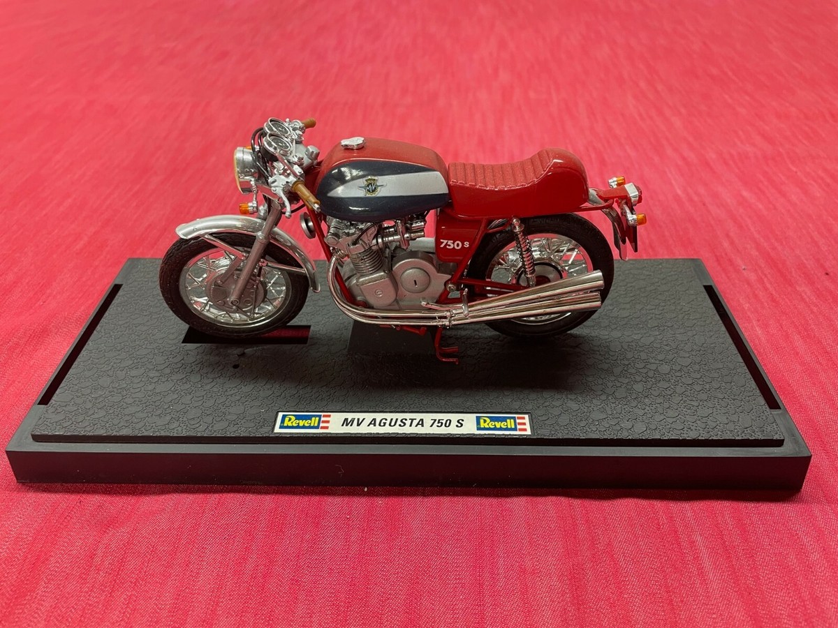Revell MV AGUSTA 750S 1:12 ダイキャスト 送料無料 Mv Agusta 750s 1:12