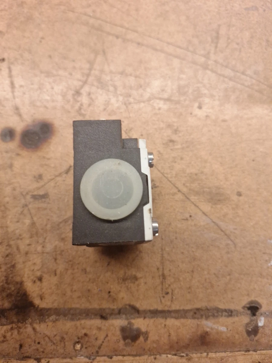 Moeller Klackner Safety Switch Part #ATO-11-S-IA