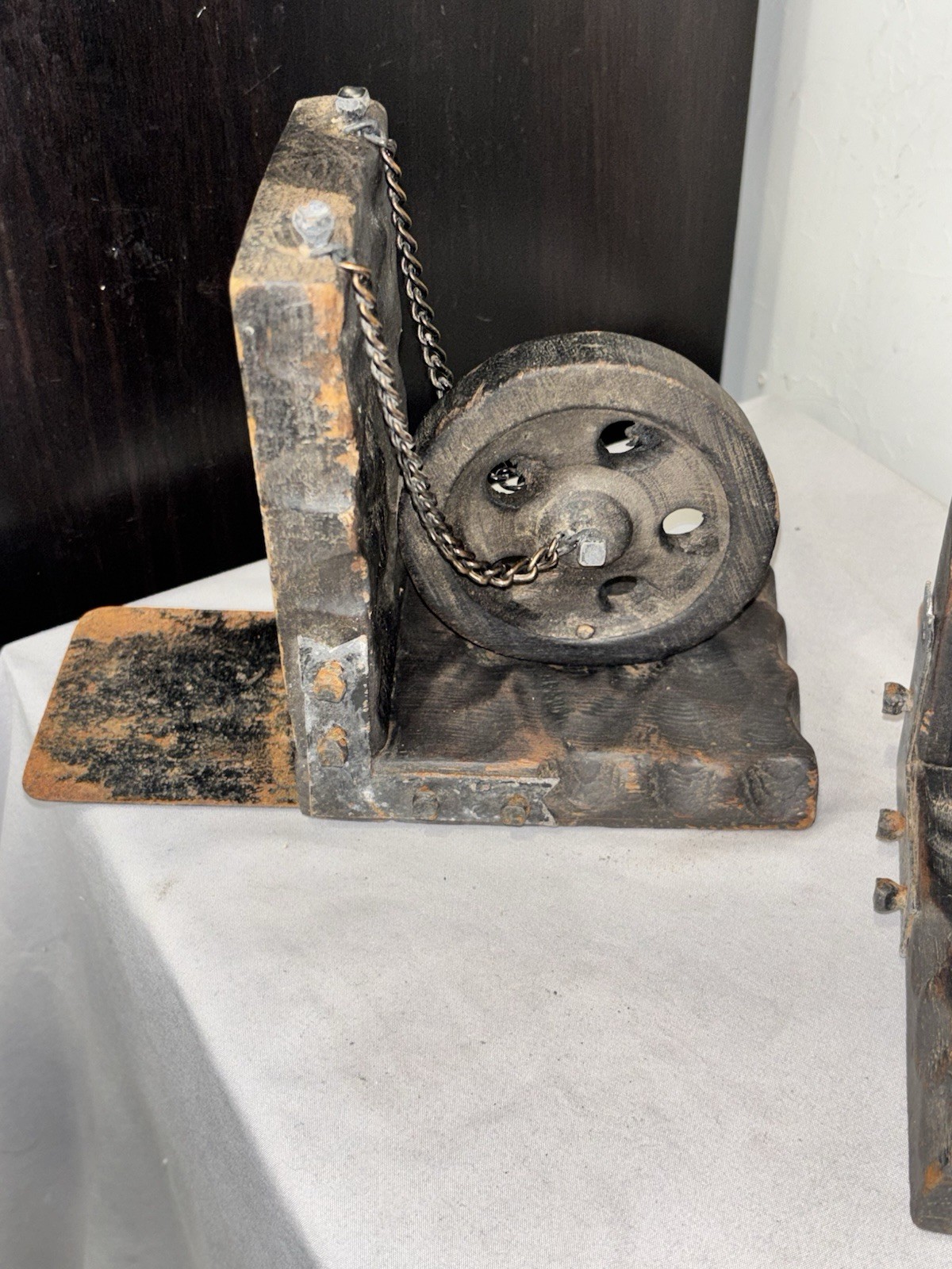 Rustic Industrial Pulley Bookends Vintage Style Wood Metal Chain Steampunk Decor