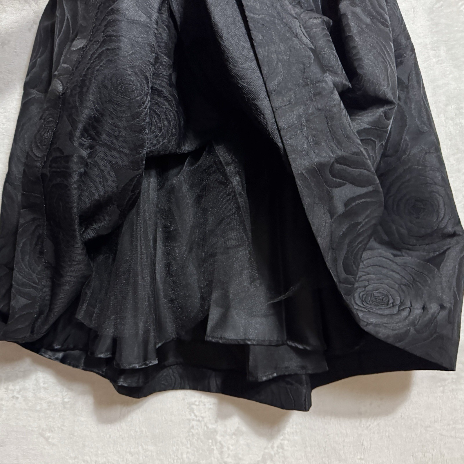 Ivanka Trump Black Floral Rose Jacquard Fit & Flare Midi Dress Size 2 Pleated