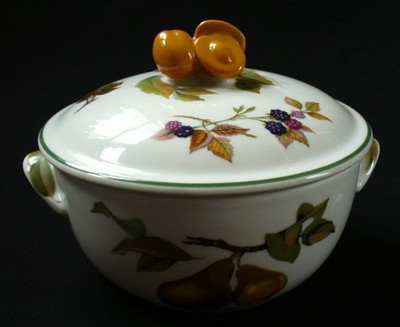Vint~1986~ROYAL WORCESTER~Evesham Vale~1-Quart~COVERED~Casserole~PEACH KNOB~EC